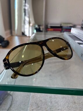 Authentic Tom Ford Women's Quincy Sunglasses